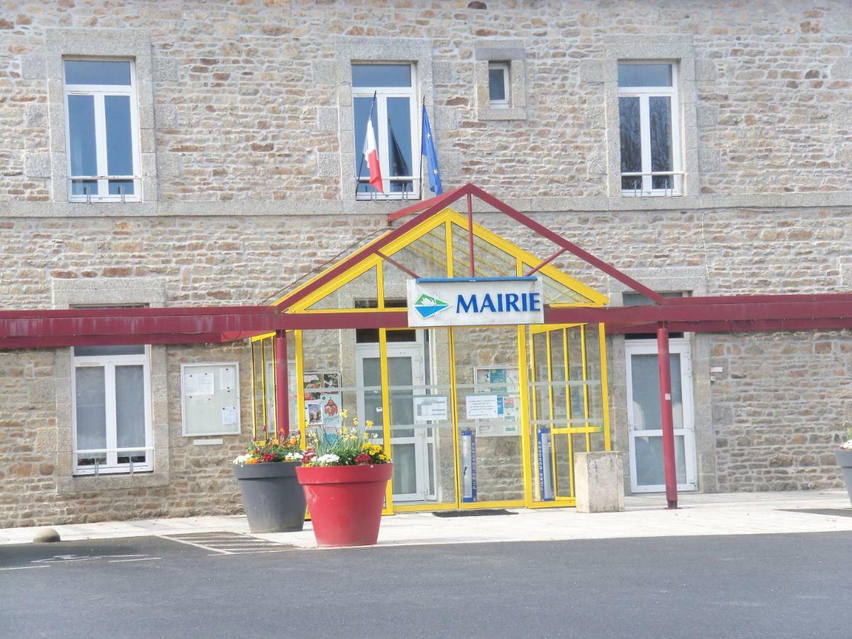 Do Mi Si La Do Re Gite Partage Saint-Carreuc Ngoại thất bức ảnh